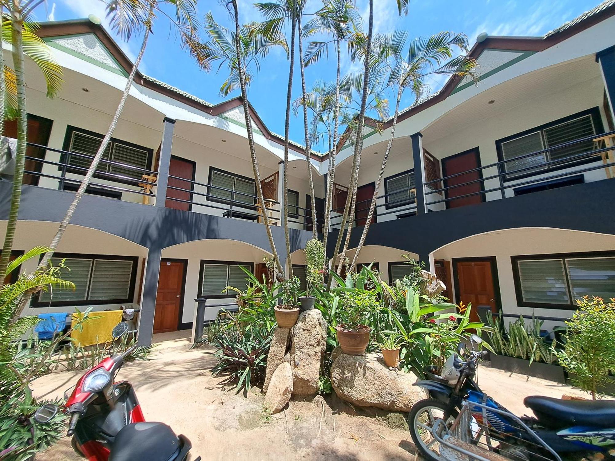 Hydronauts Diving Resort - Koh Tao Exterior photo